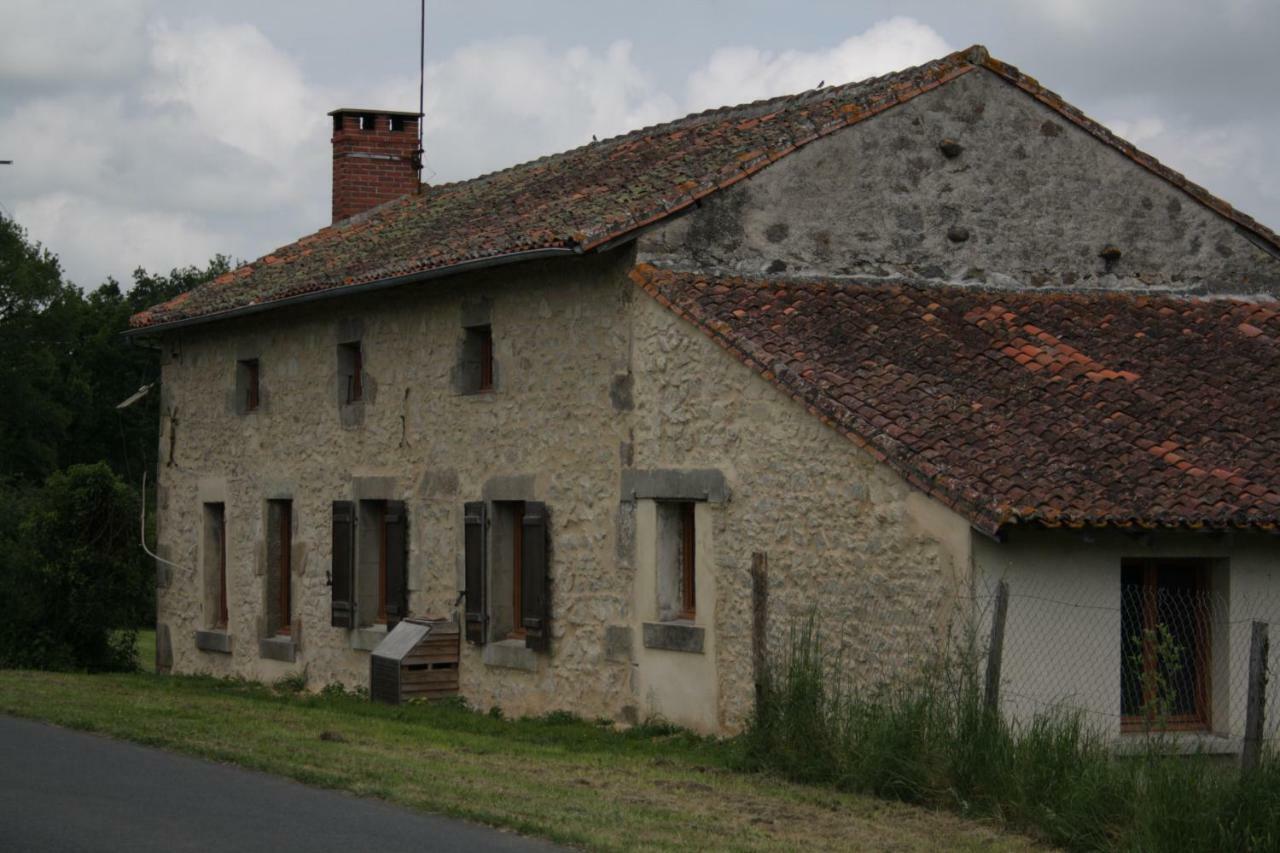 Chez Gondat Chambre D'Hotes Saint-Martial-sur-Isop Kültér fotó